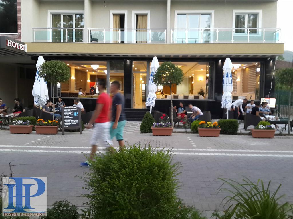 Hotel Pogradeci Экстерьер фото